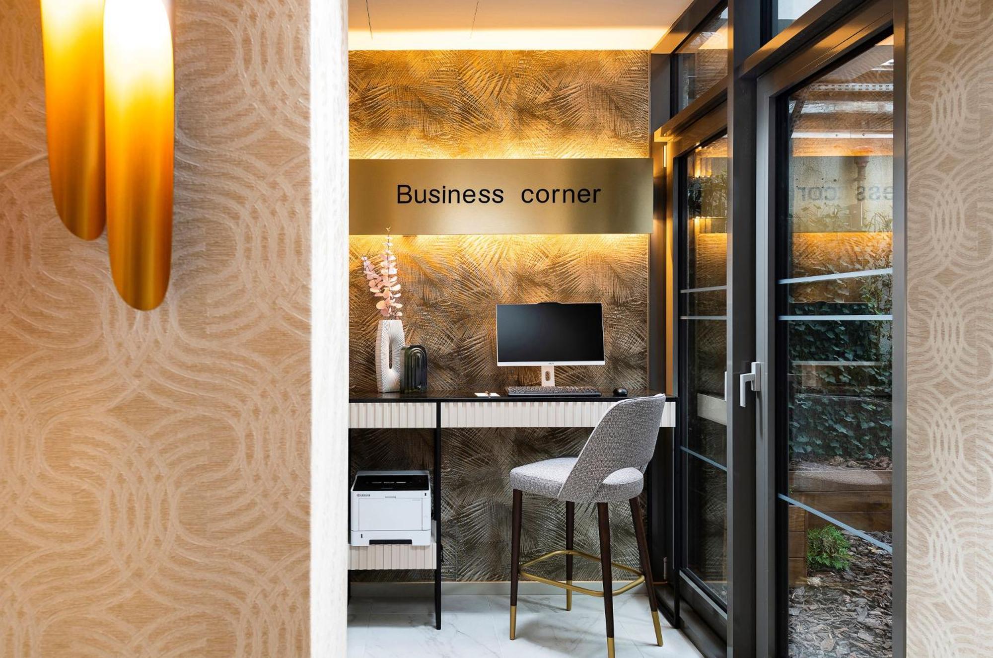 Three Corners Avenue Hotel Budapesta Exterior foto