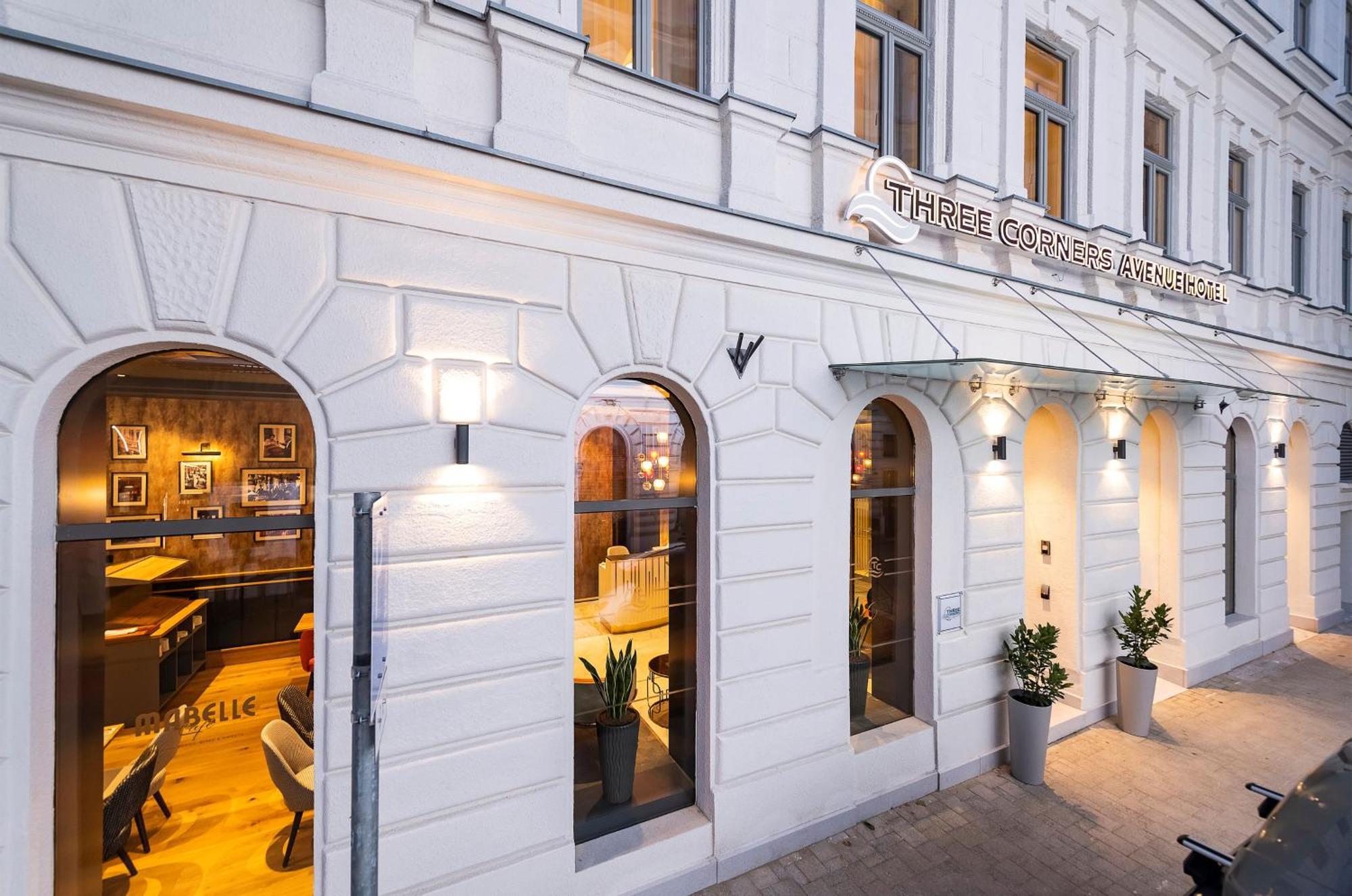 Three Corners Avenue Hotel Budapesta Exterior foto